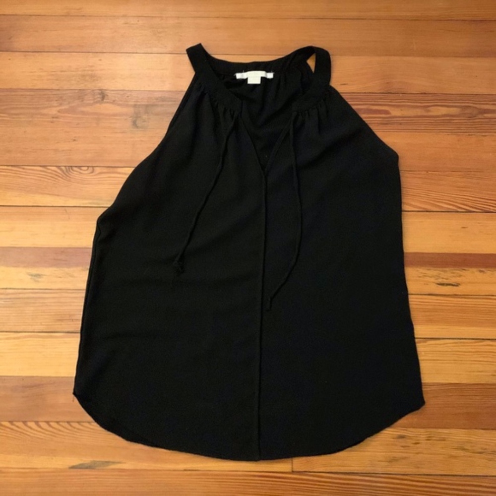 C&E V-neck Sleeveless Black Blouse